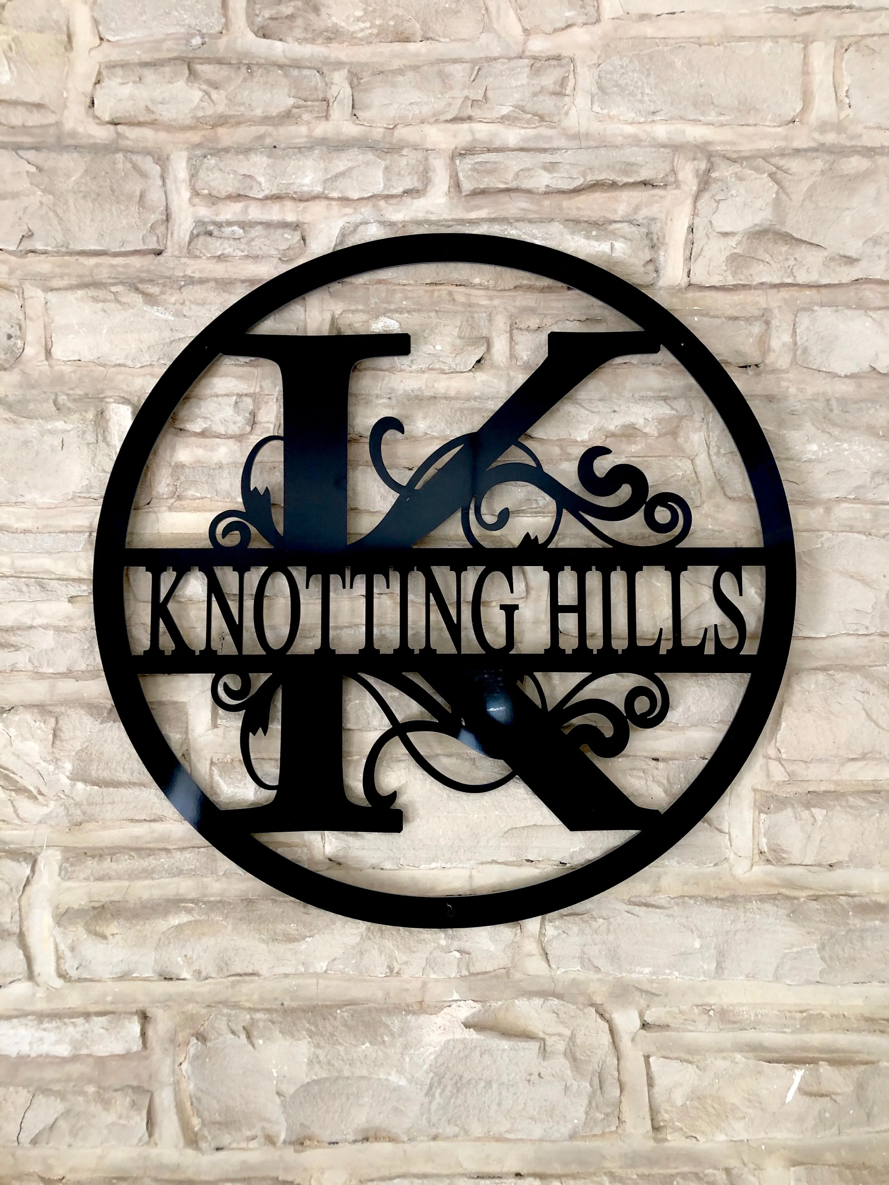 Knotting Hills Logo