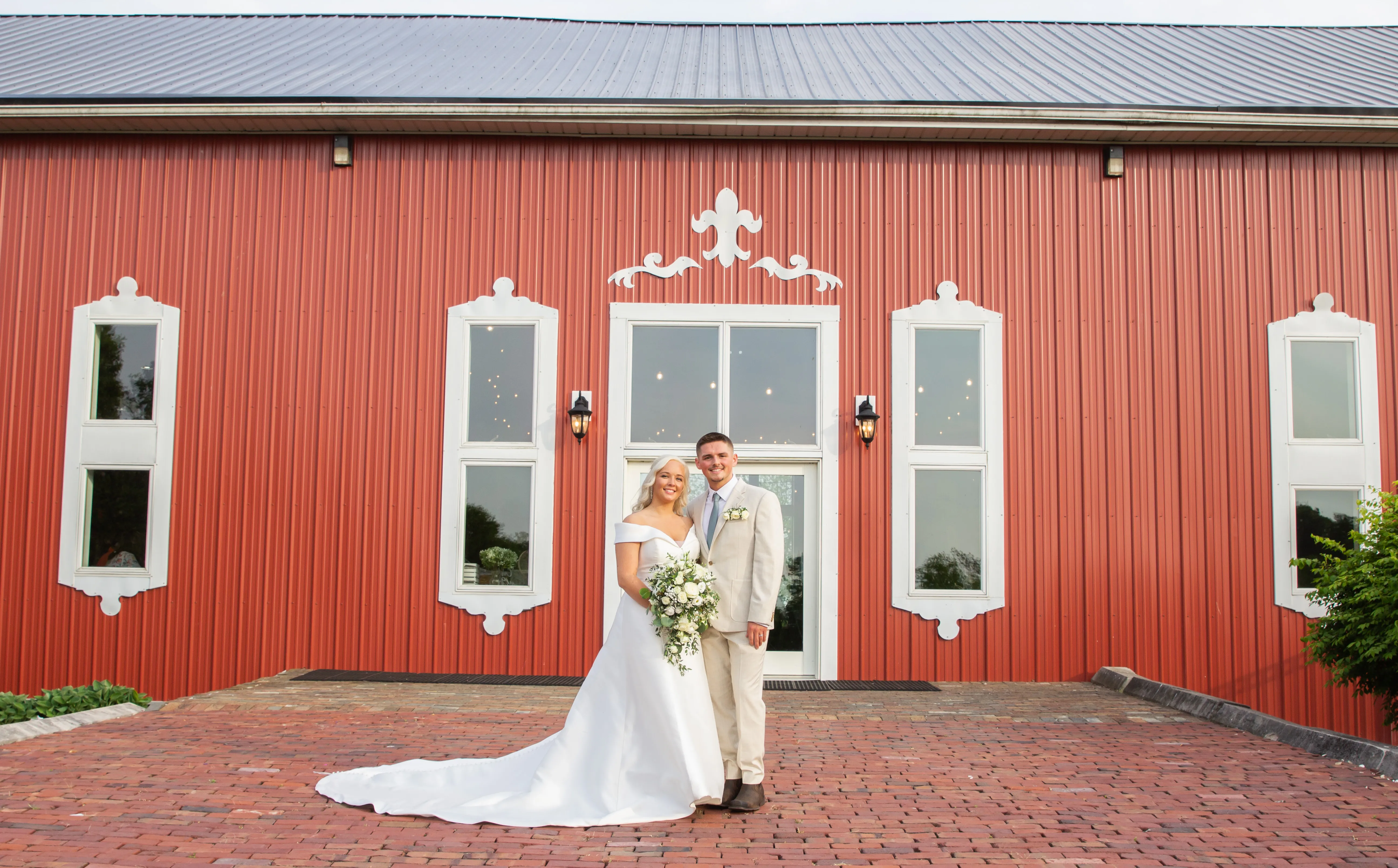 Paradise Found Wedding and Event Center Logo