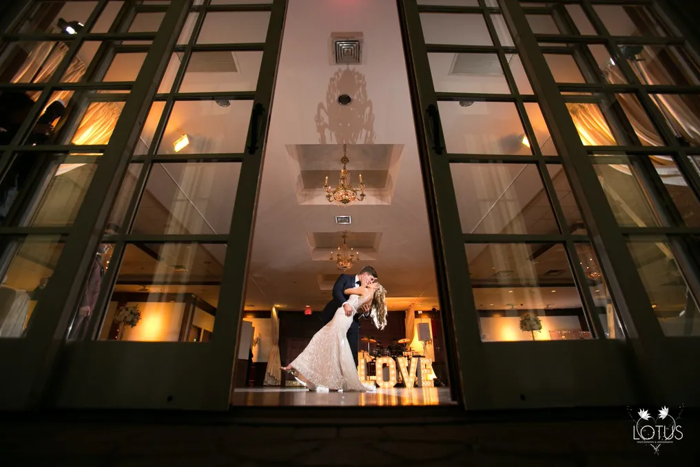 The Mansion at Oyster Bay Reception Venue - Wedding Service Guide US